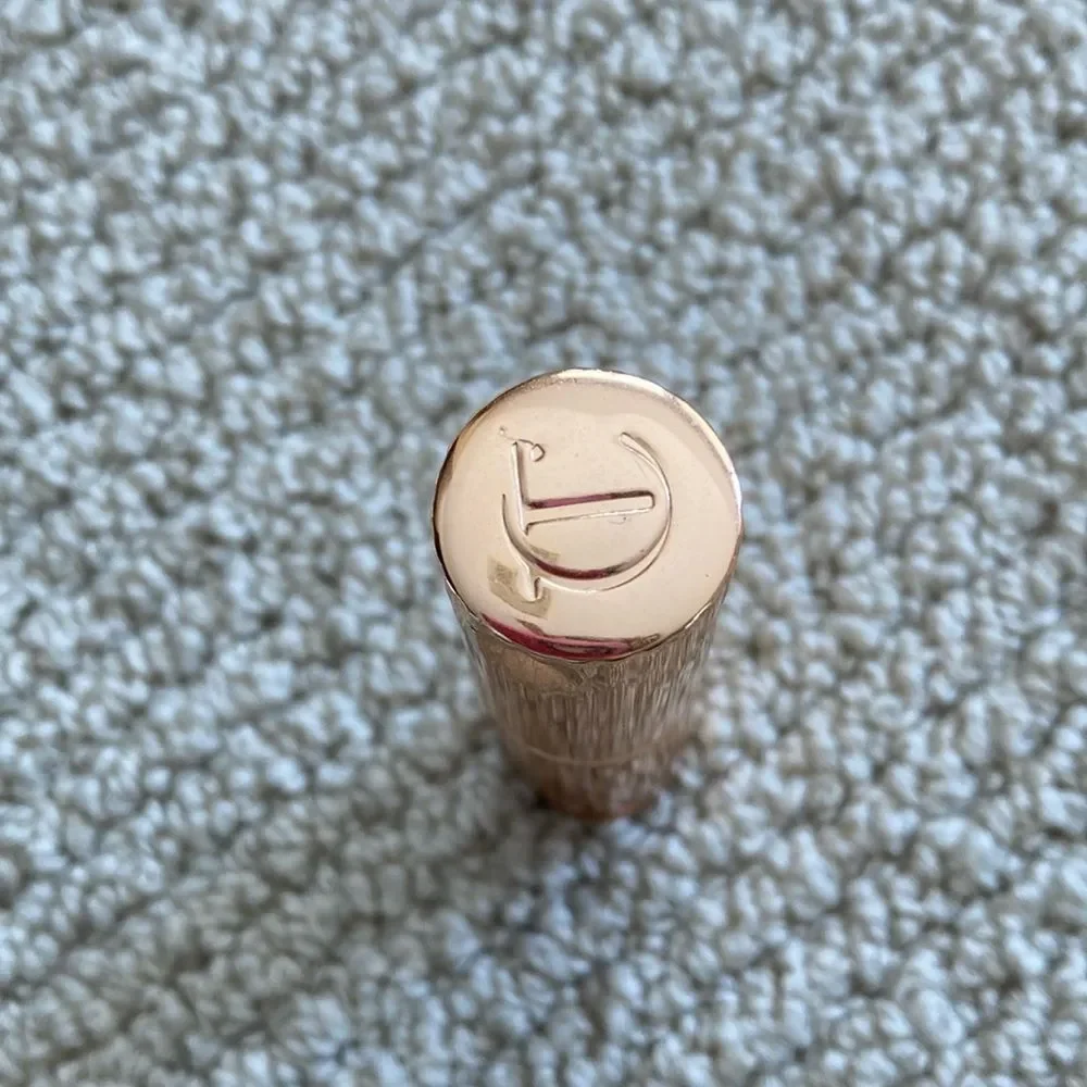 Charlotte Tilbury Lost Cherry Matte Revolution Lipstick Full Size Pink Red READ